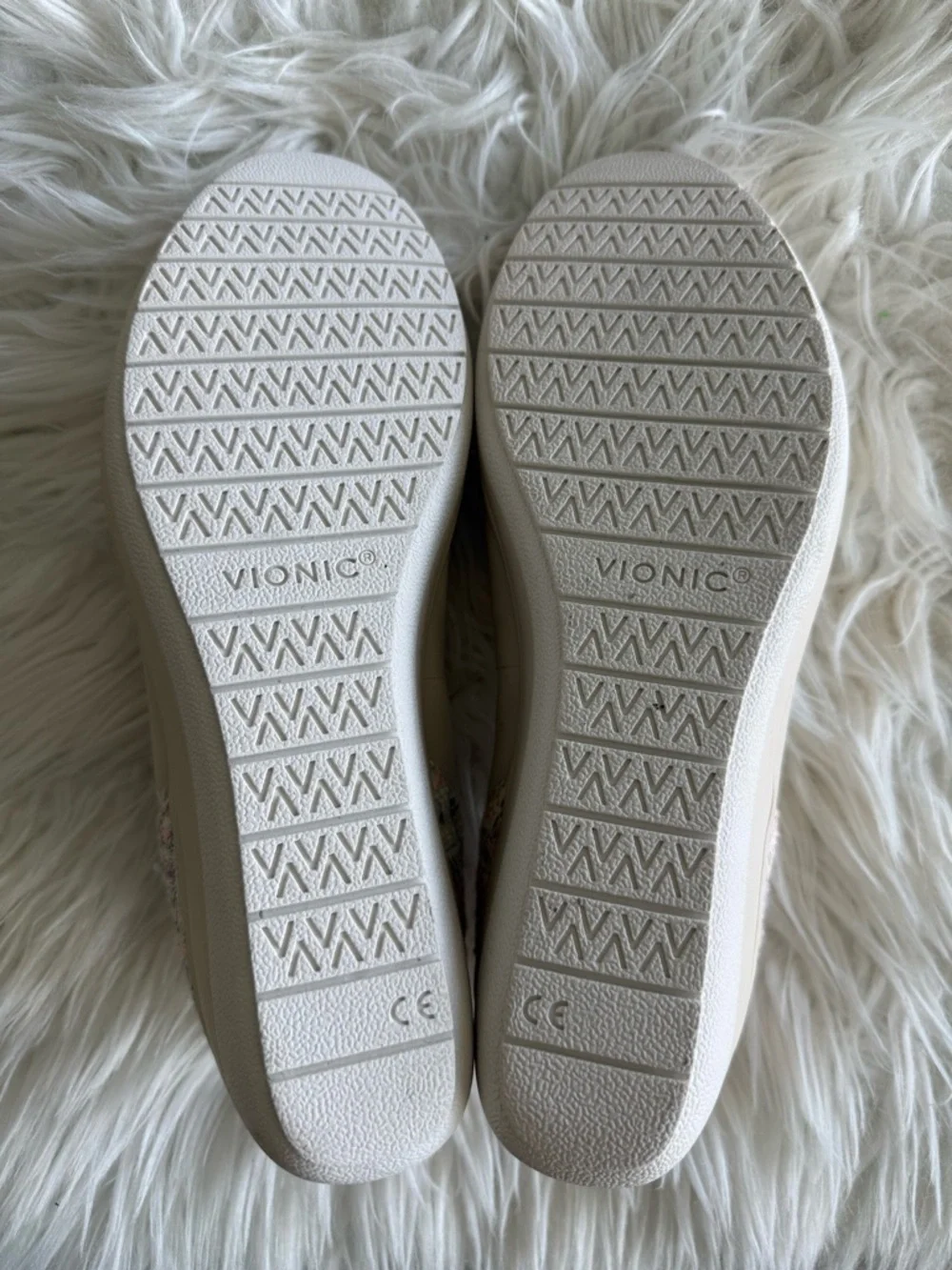 Vionic Jacey Pastel Tweed Wedges